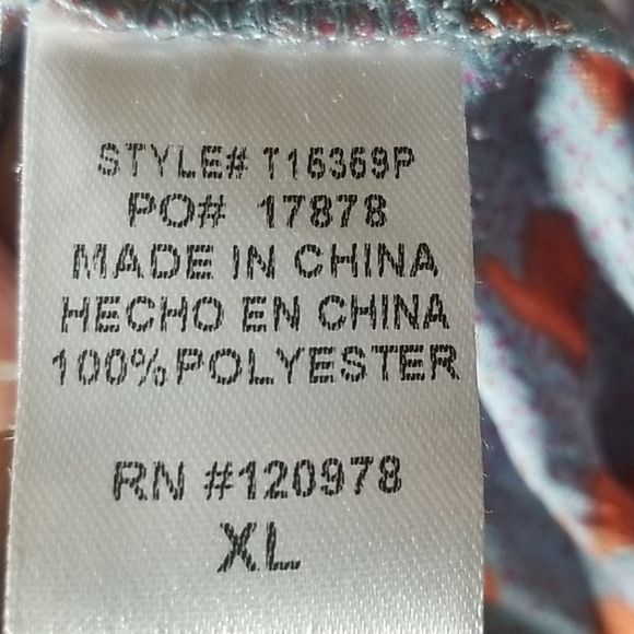 Entro Blouse - Picture 10 of 11